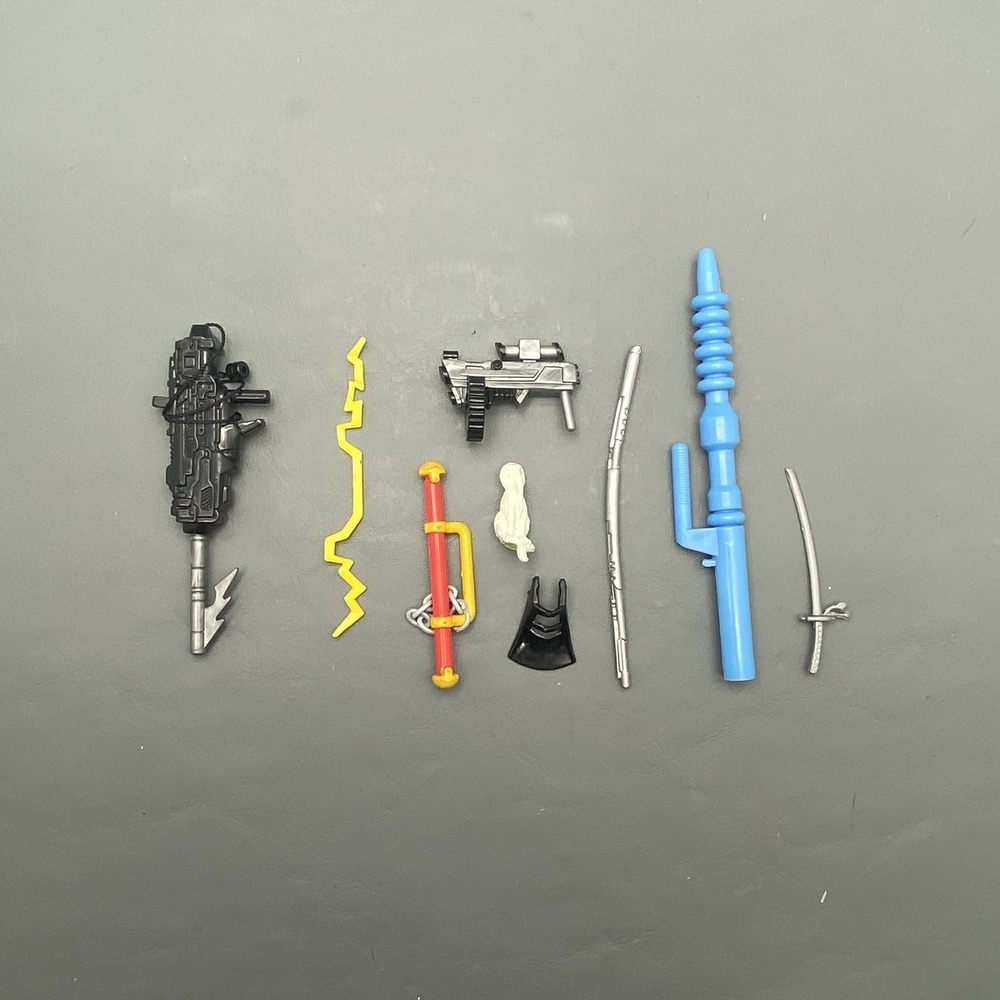 Marvel X-Men Legends Toy Biz Accessory Lot - Storm Bolt, Cable Gun, Katana Parts